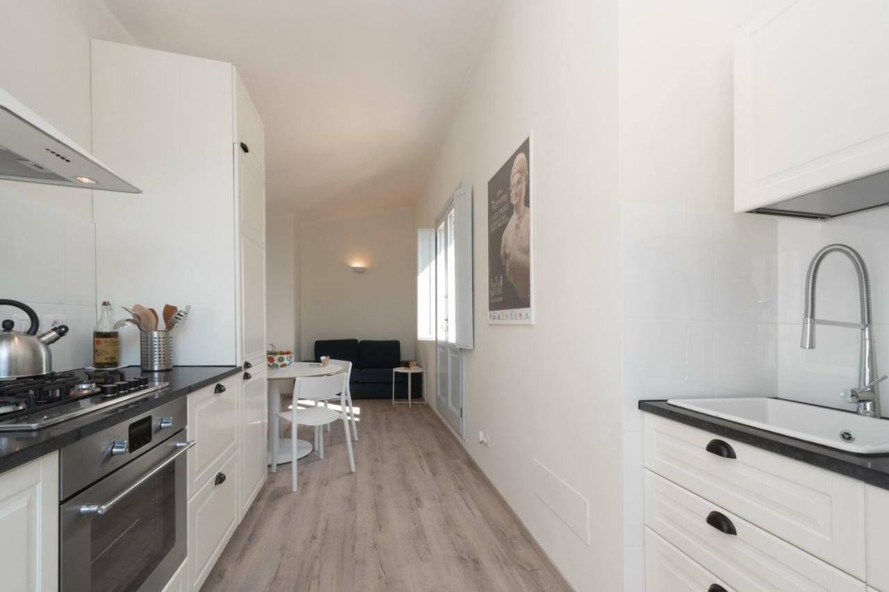 דירות Monte del Lago The Loft מראה חיצוני תמונה