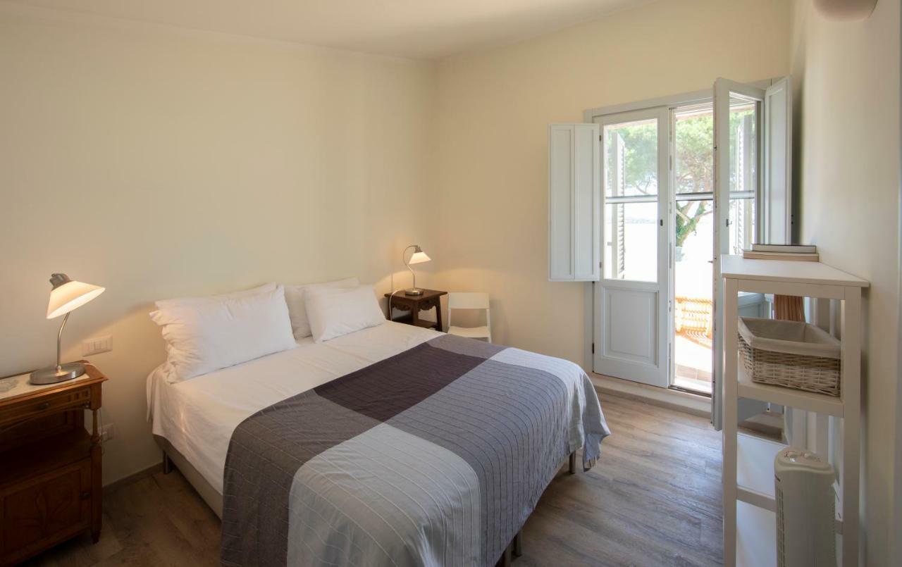 דירות Monte del Lago The Loft מראה חיצוני תמונה